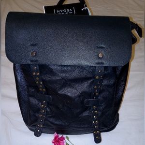 Le Miel Black Backbag